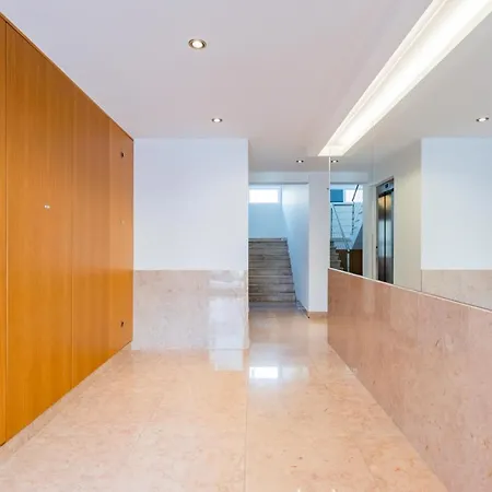 Center Penthouse アパート *